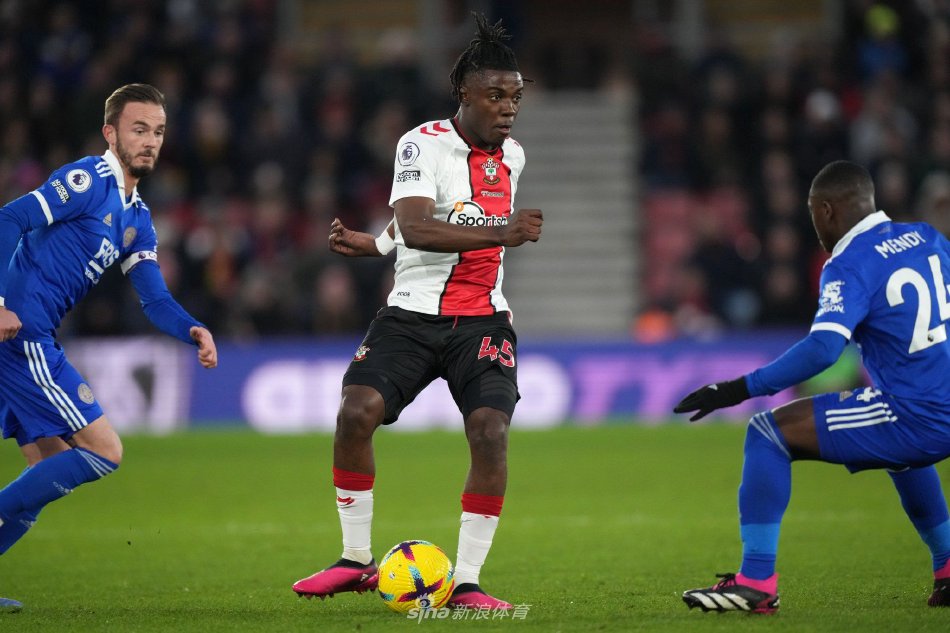 界排名升至 界排名升至