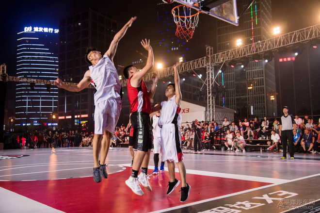 游泳界中树 游泳界中树